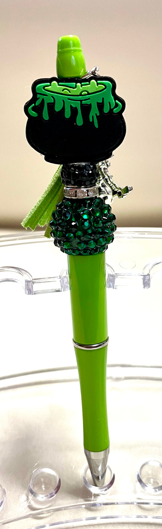 Green ( Emerald bead w/ cauldron)